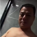 疯狂小杨哥的父亲遛鸟视频，小杨哥的父亲遛鸟不雅视频是真的吗