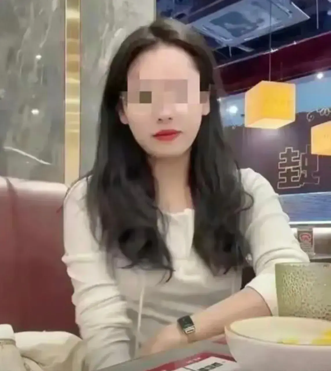 惊爆!上海女律师出轨上司,不雅视频疯传,吃瓜群众速来吃瓜!